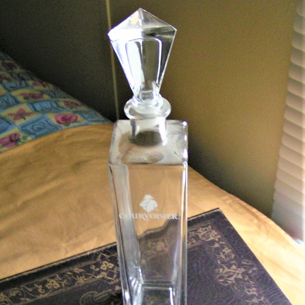 COURVOISIER BRANDY DECANTER